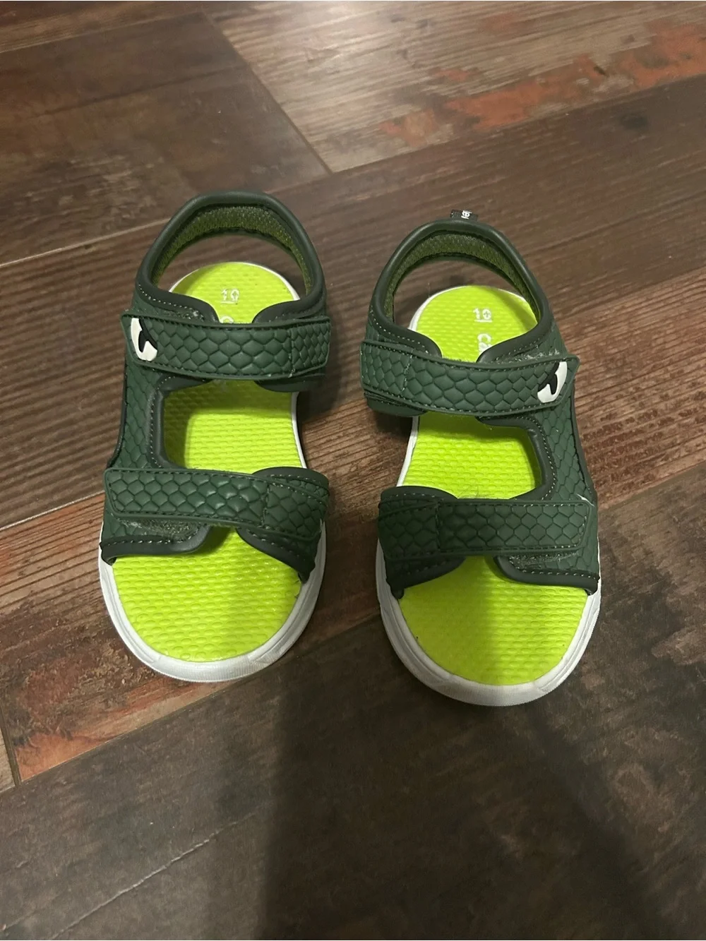 Boys Carter Sandals size 10